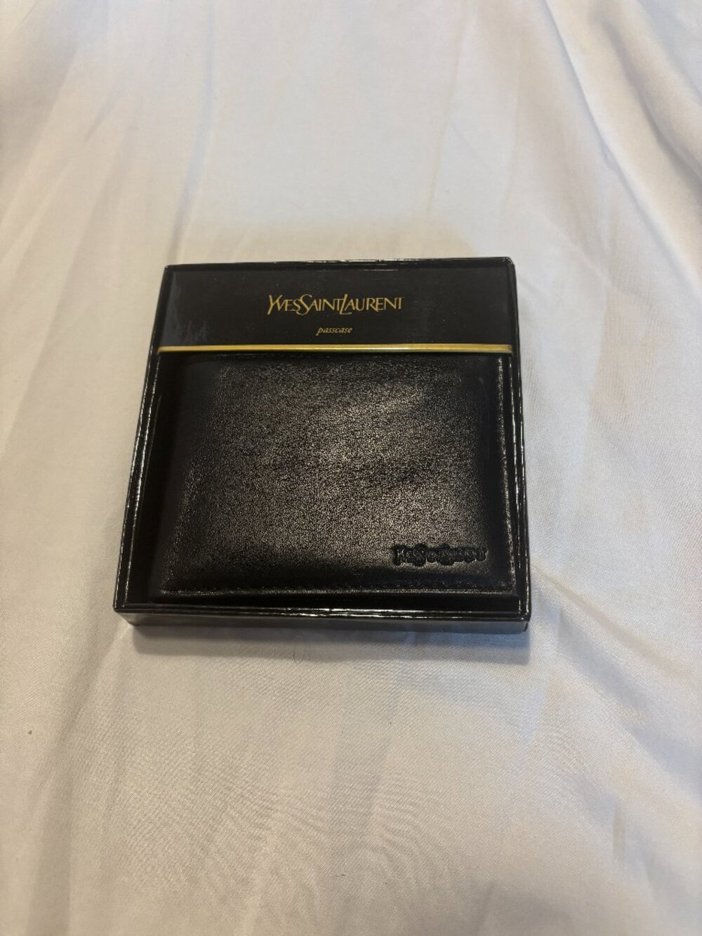 Vintage Yves Saint Laurent Passcase Billfold Wallet Black Leather NWT Boxed
